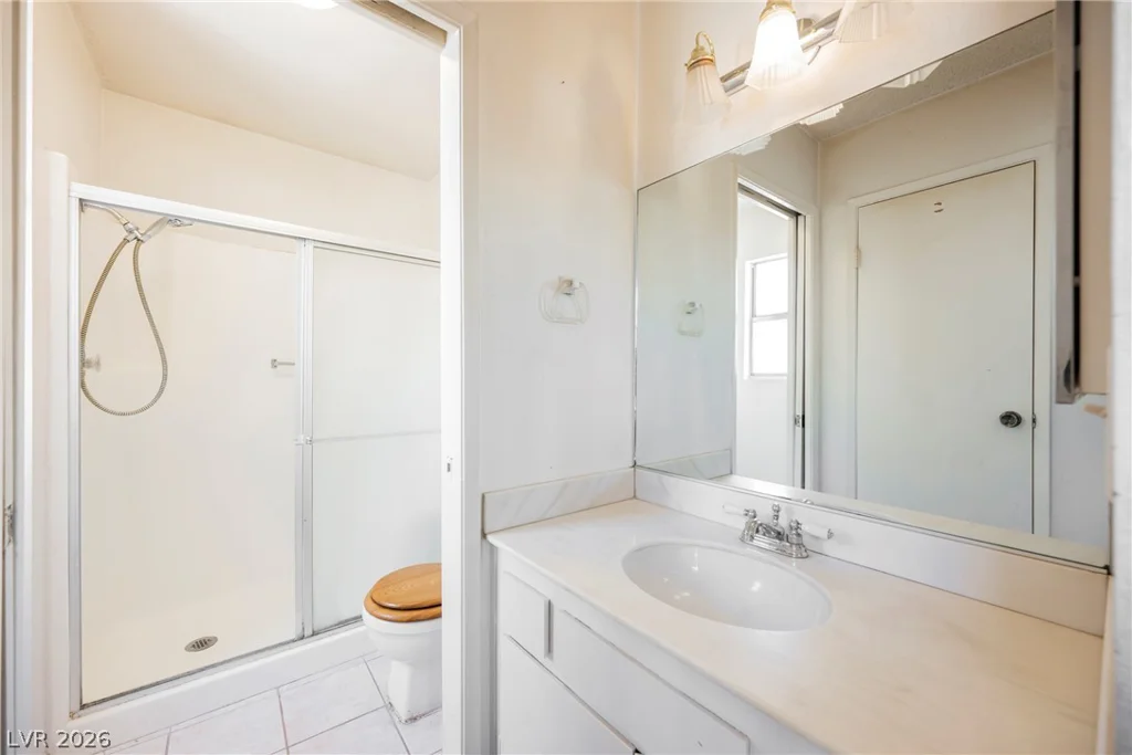 2108 San Simeon, Las Vegas, NV 89108
