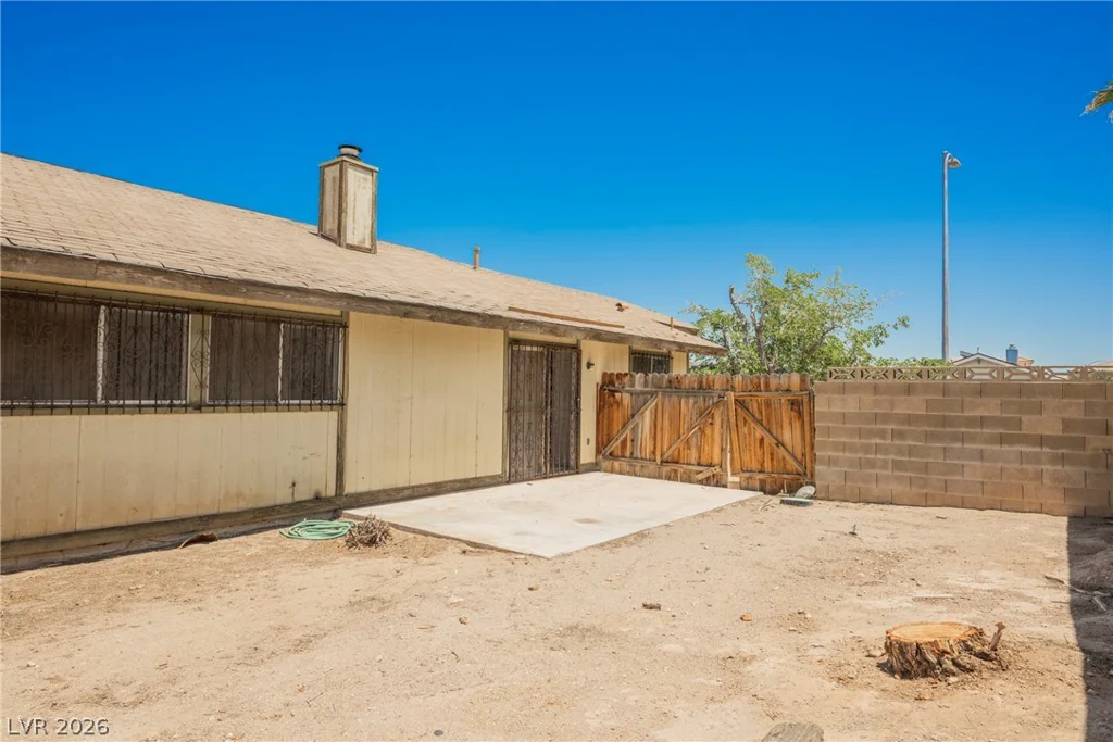 2108 San Simeon, Las Vegas, NV 89108