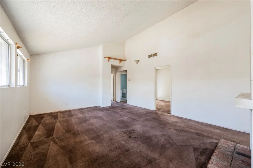 2108 San Simeon, Las Vegas, NV 89108