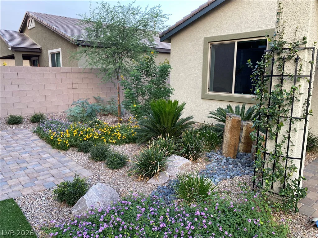 5641 Mystical Knight, Las Vegas, NV 89149