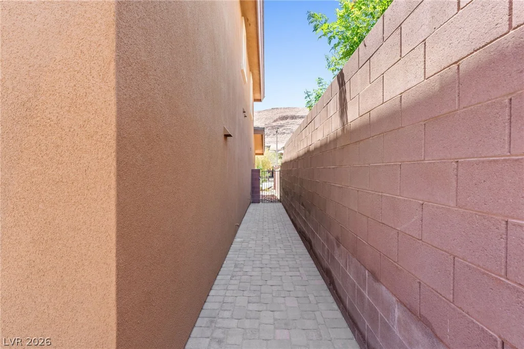 5540 Bethany Bend, Las Vegas, NV 89135