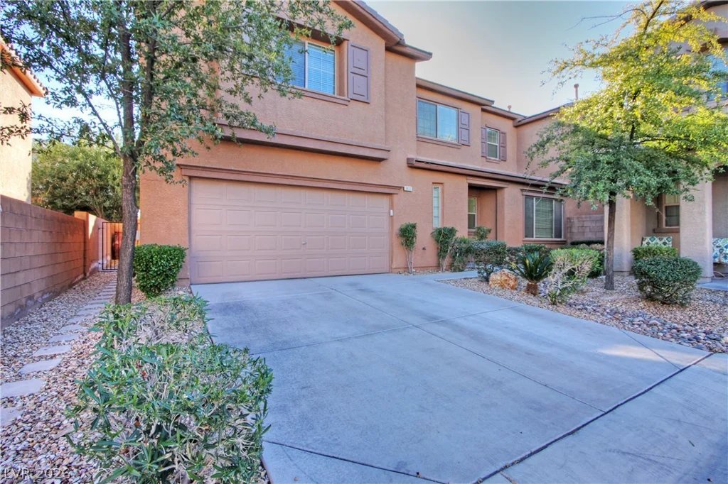 9033 Castledowns, Las Vegas, NV 89148
