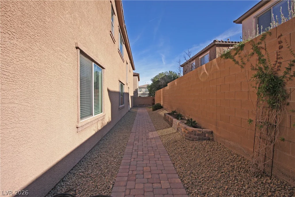 9033 Castledowns, Las Vegas, NV 89148