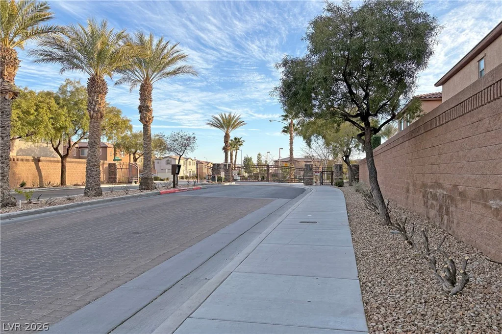 9033 Castledowns, Las Vegas, NV 89148