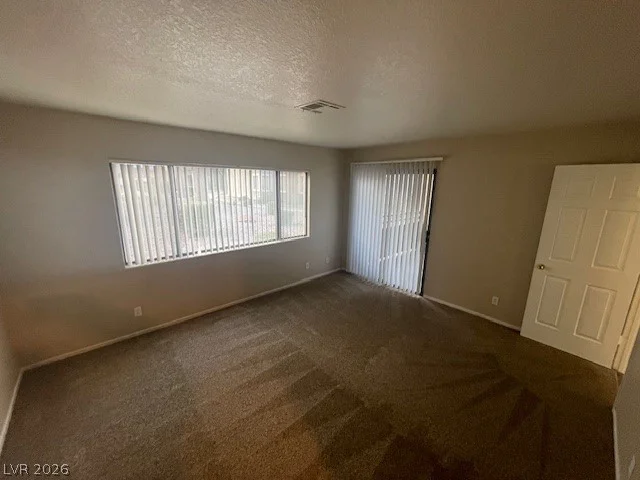 5046 Rainbow, Las Vegas, NV 89118