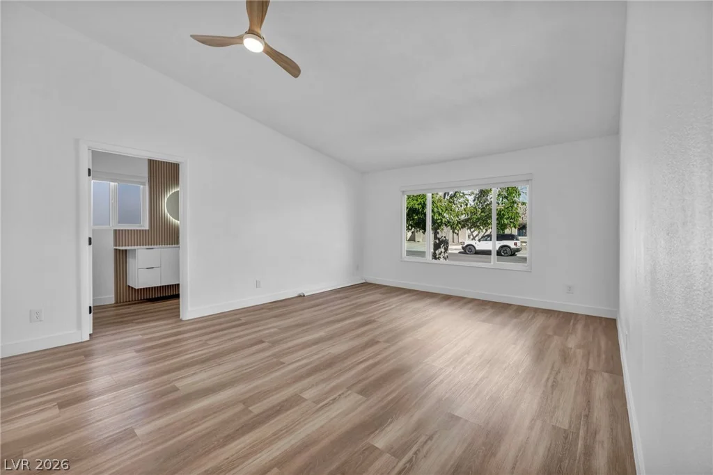 5151 Golden Spring, Las Vegas, NV 89146