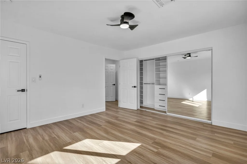 5151 Golden Spring, Las Vegas, NV 89146