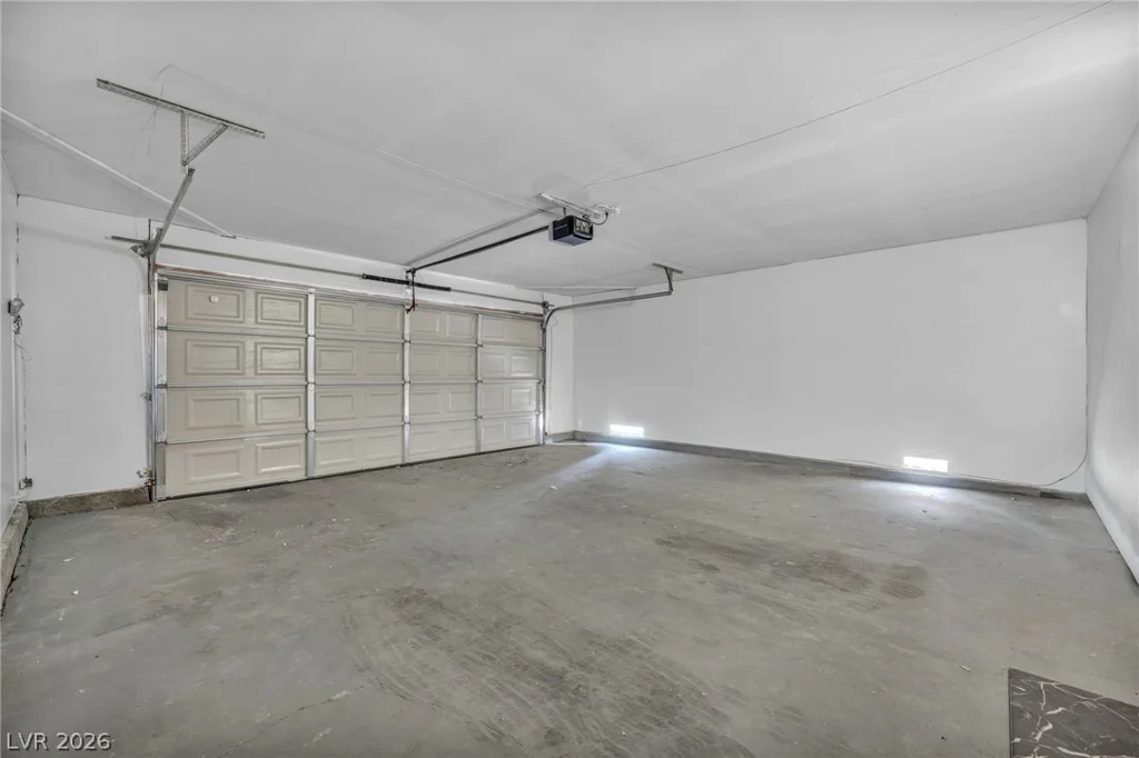 5151 Golden Spring, Las Vegas, NV 89146