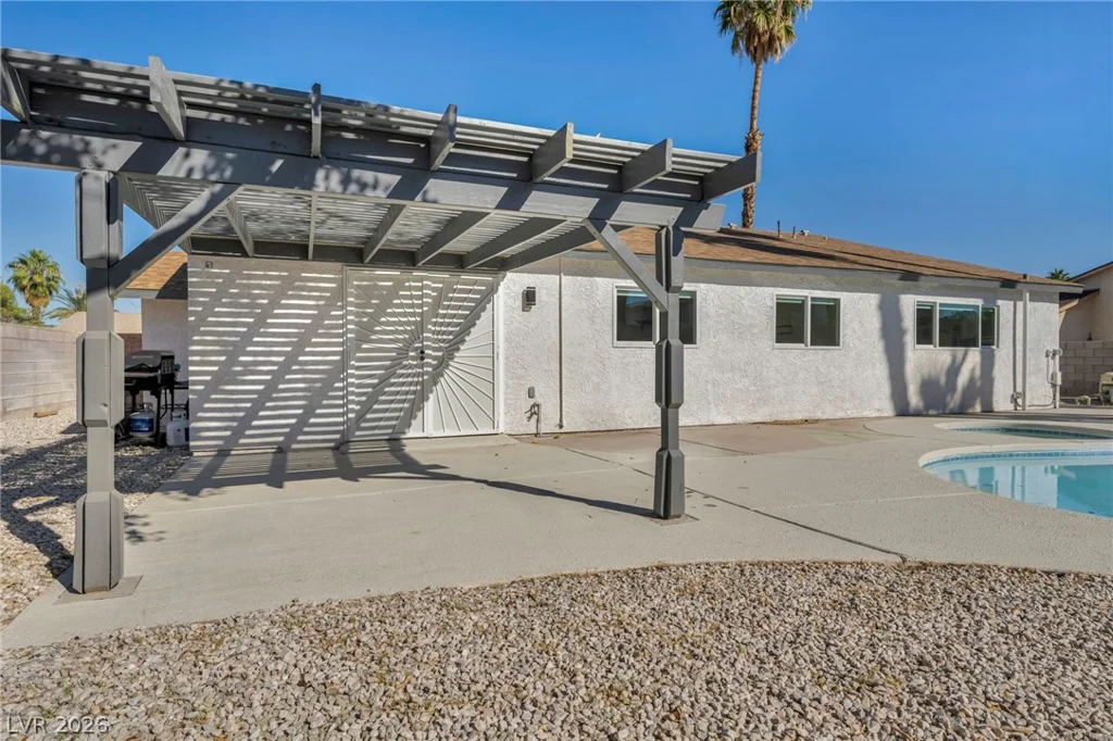 5151 Golden Spring, Las Vegas, NV 89146