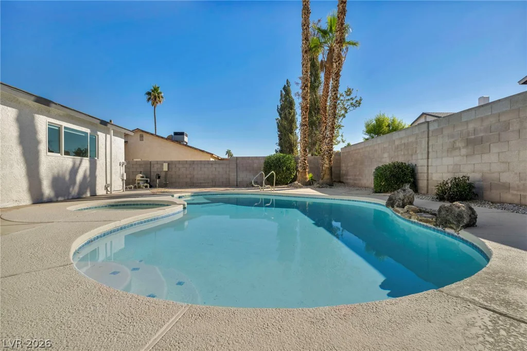 5151 Golden Spring, Las Vegas, NV 89146