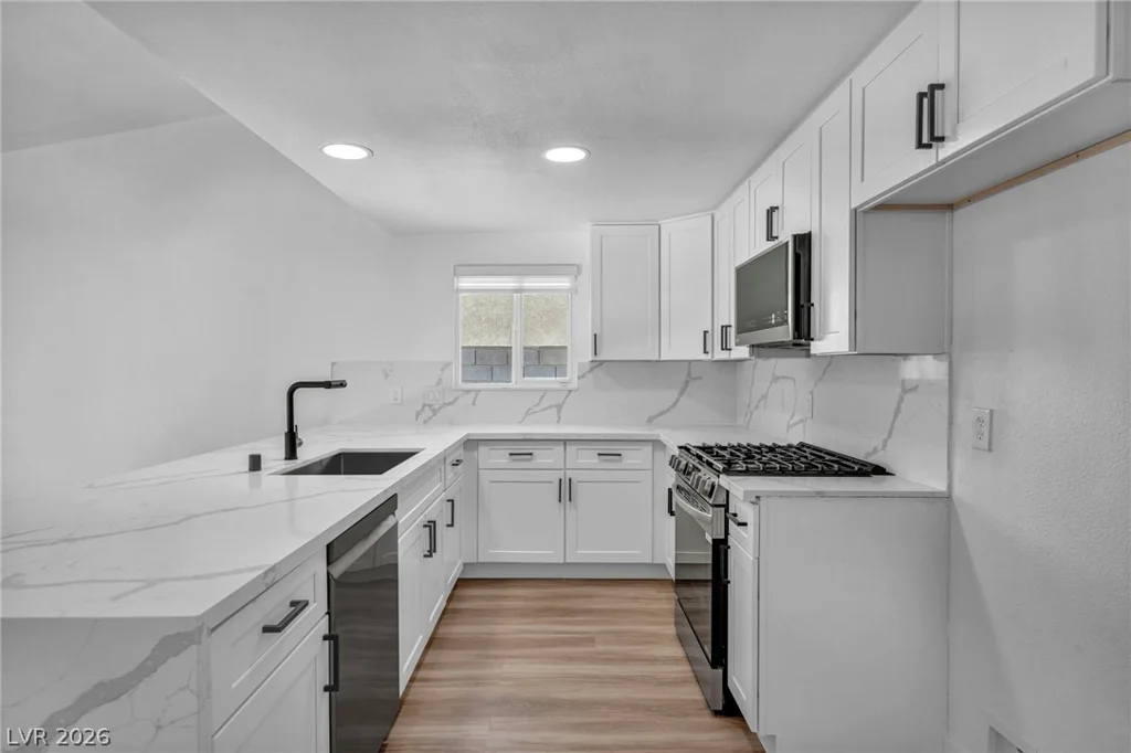 5151 Golden Spring, Las Vegas, NV 89146