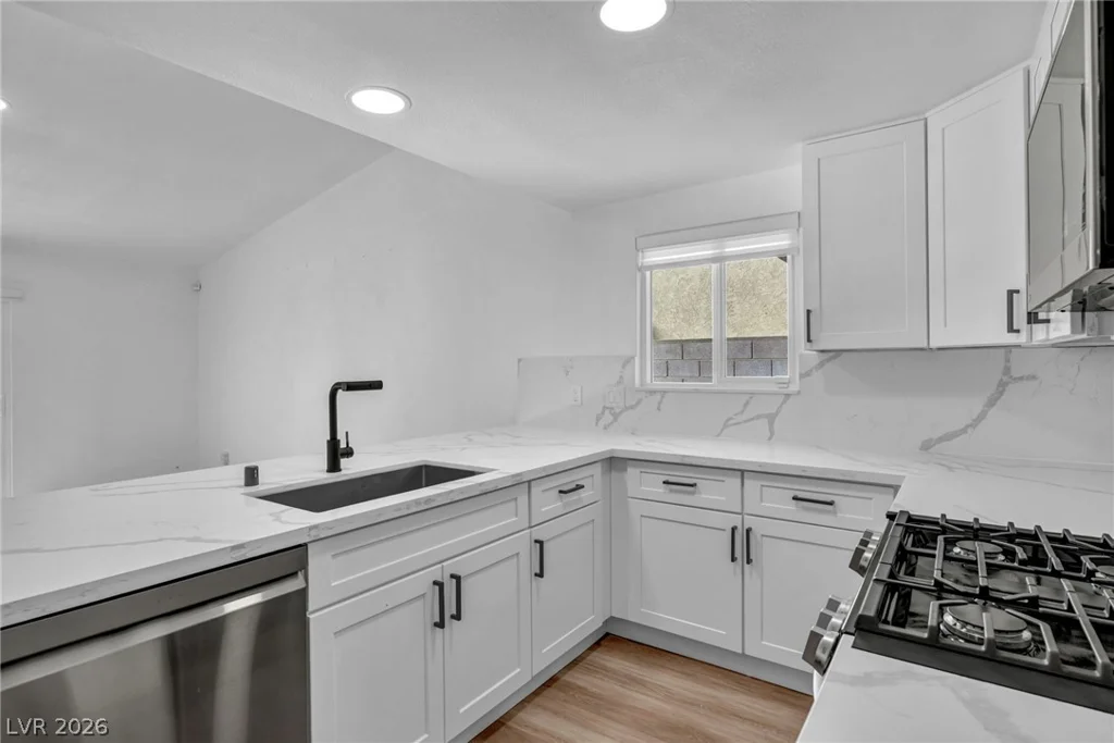 5151 Golden Spring, Las Vegas, NV 89146