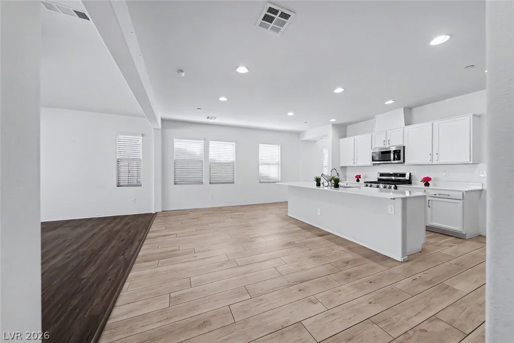 568 Our Heritage, Henderson, NV 89011
