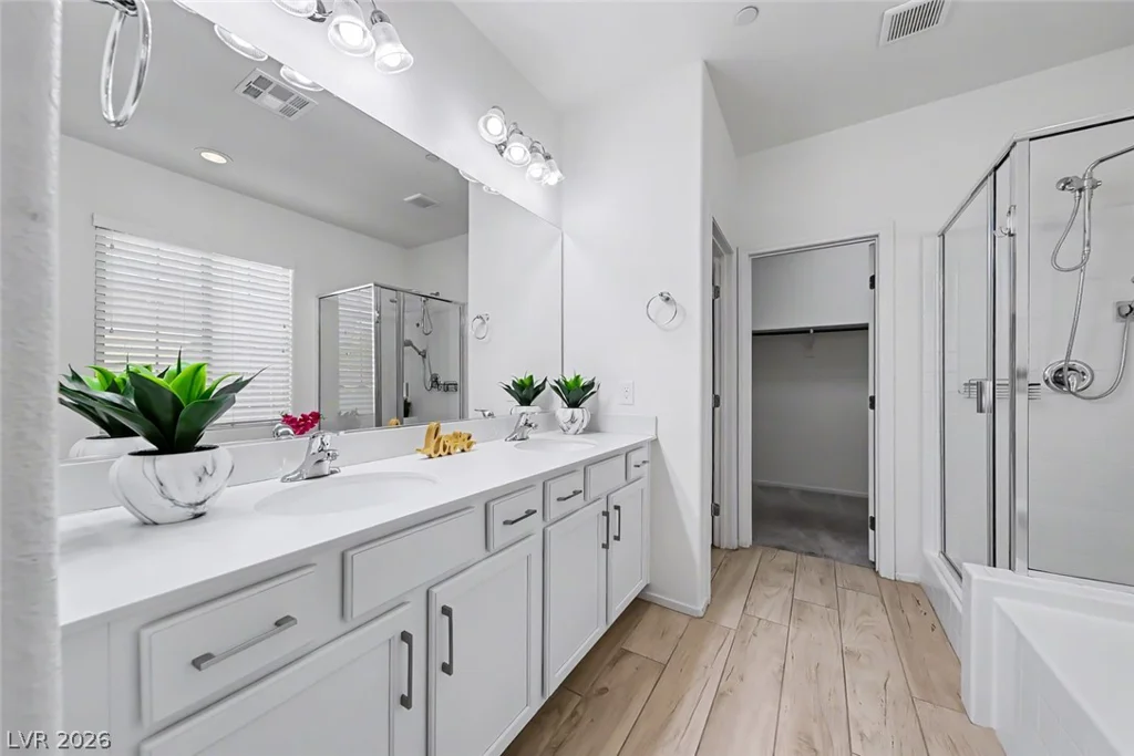 568 Our Heritage, Henderson, NV 89011