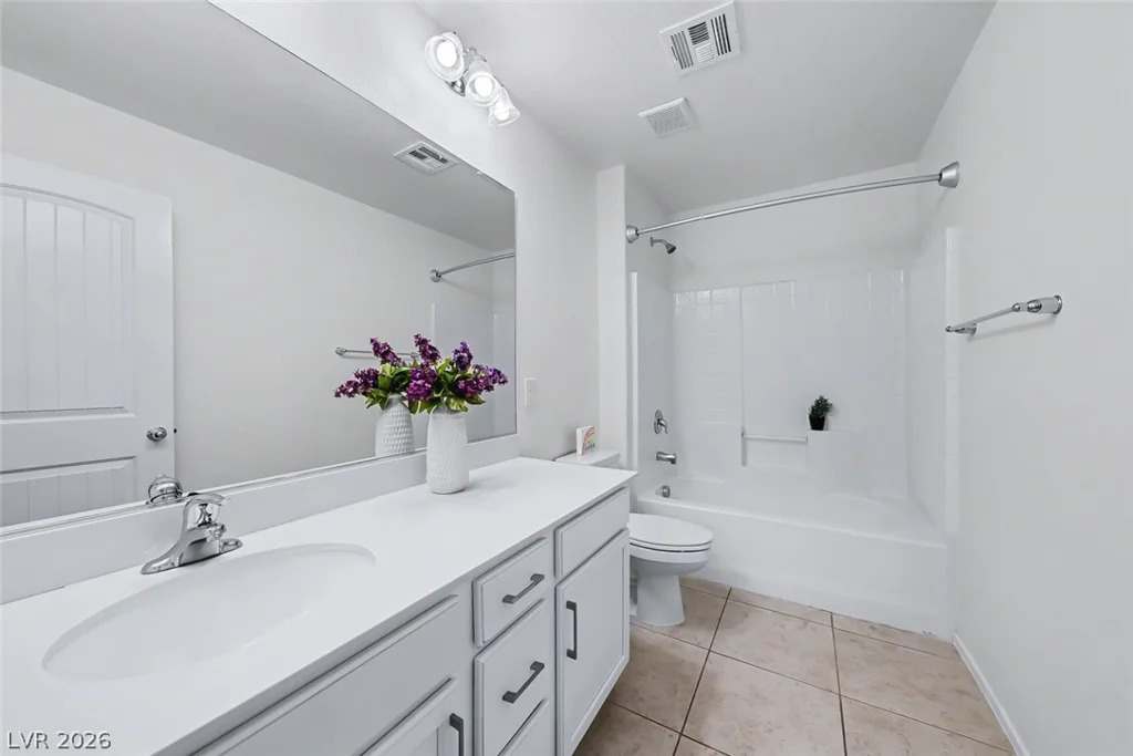 568 Our Heritage, Henderson, NV 89011