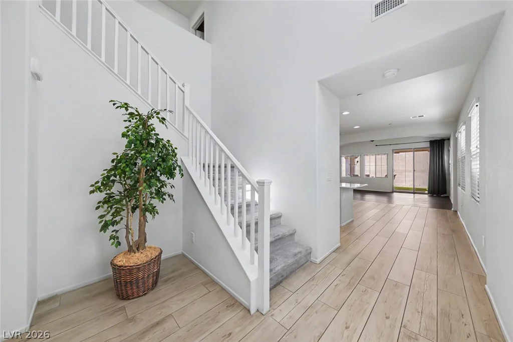 568 Our Heritage, Henderson, NV 89011