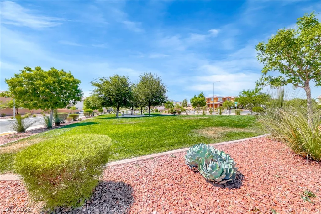 568 Our Heritage, Henderson, NV 89011