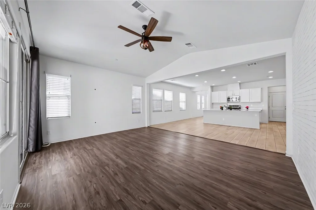 568 Our Heritage, Henderson, NV 89011