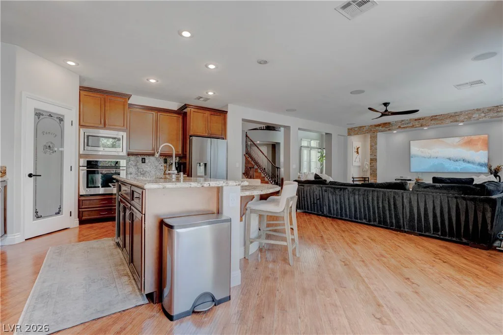 8584 Myrtle Flag, Las Vegas, NV 89178