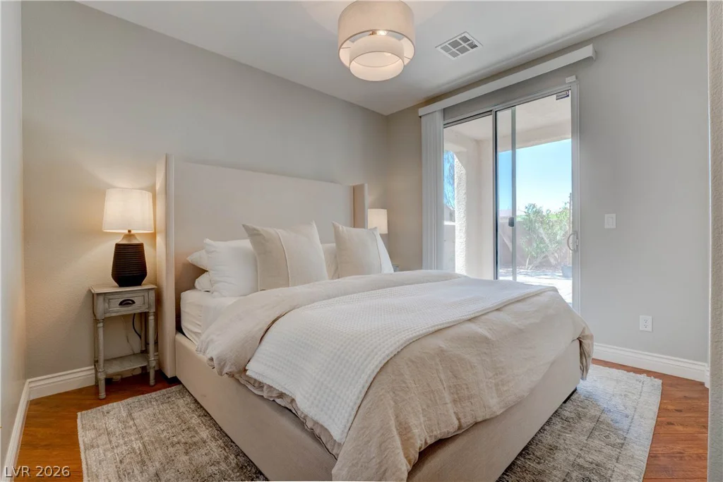8584 Myrtle Flag, Las Vegas, NV 89178