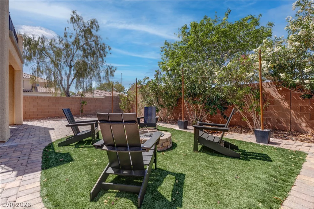 8584 Myrtle Flag, Las Vegas, NV 89178