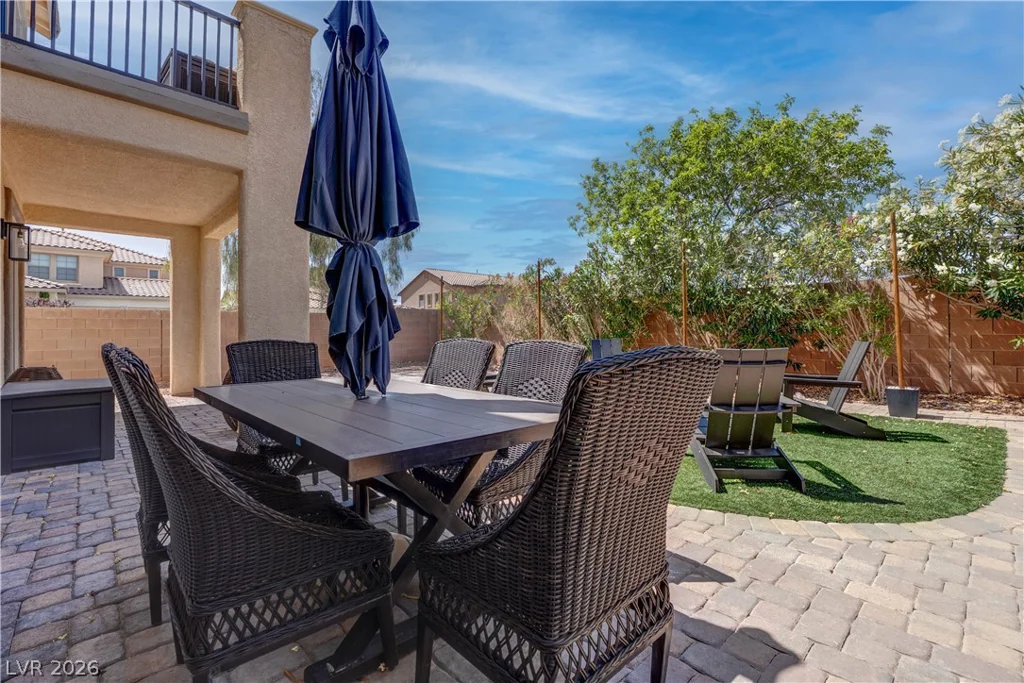 8584 Myrtle Flag, Las Vegas, NV 89178