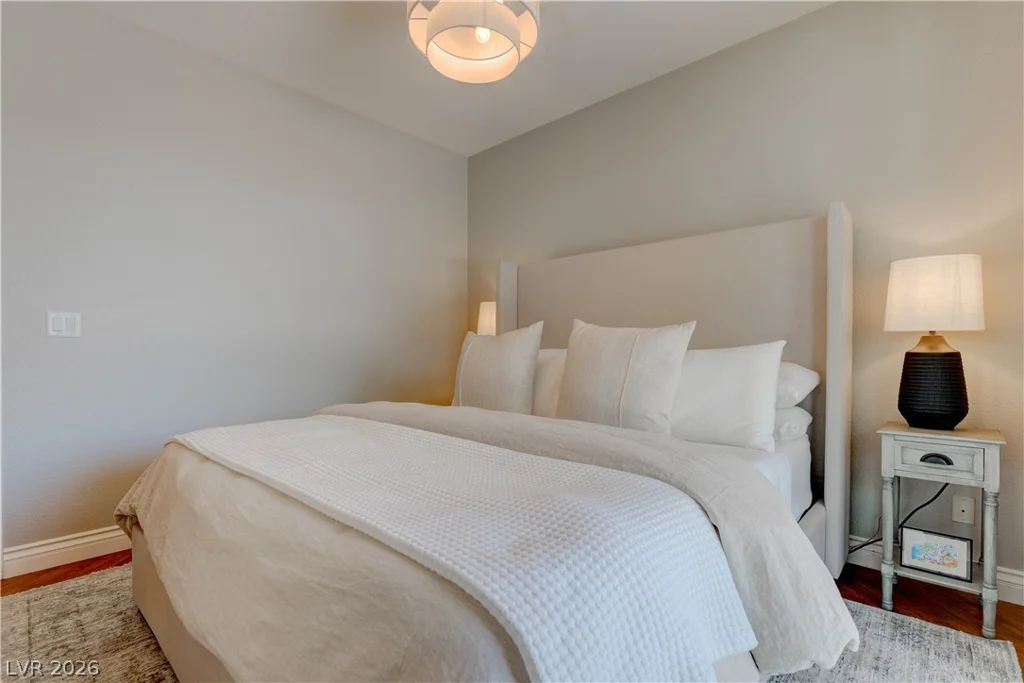 8584 Myrtle Flag, Las Vegas, NV 89178