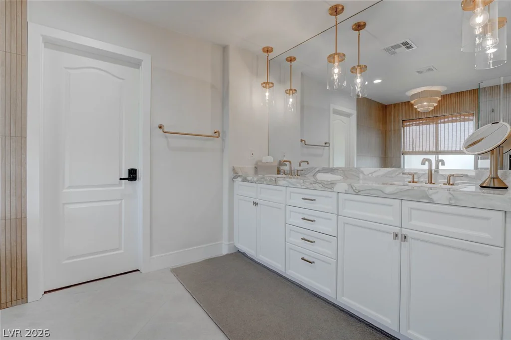 8584 Myrtle Flag, Las Vegas, NV 89178
