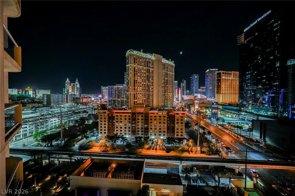 125 HARMON, Las Vegas, NV 89109