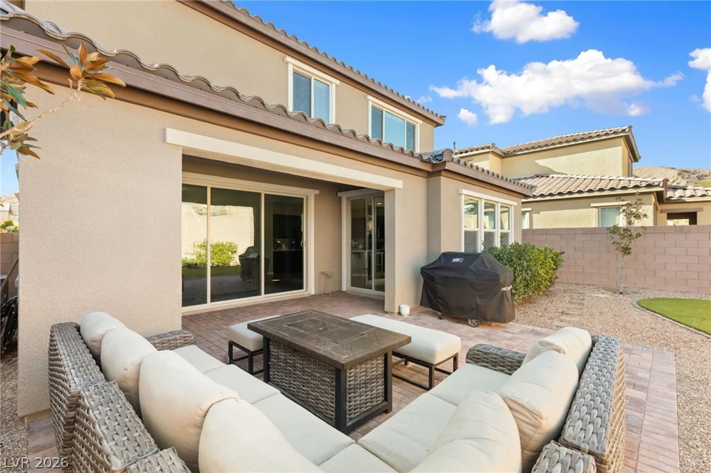 3334 Molinos, Las Vegas, NV 89141
