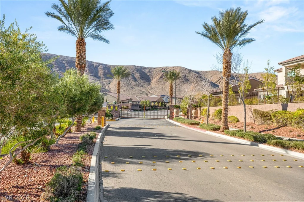 3334 Molinos, Las Vegas, NV 89141