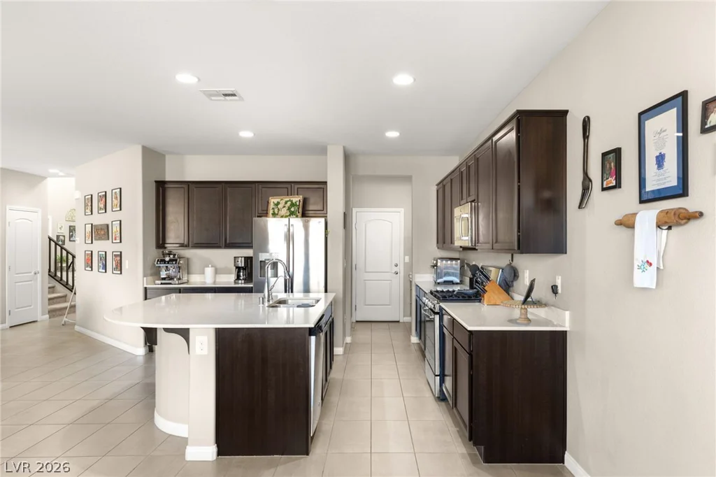3334 Molinos, Las Vegas, NV 89141