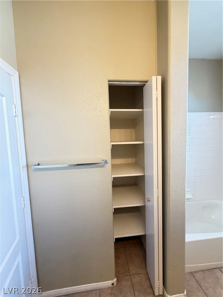 700 Carnegie, Henderson, NV 89052