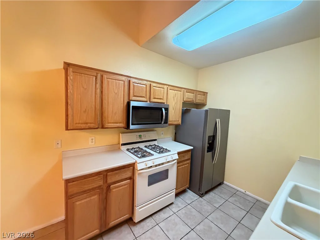 700 Carnegie, Henderson, NV 89052