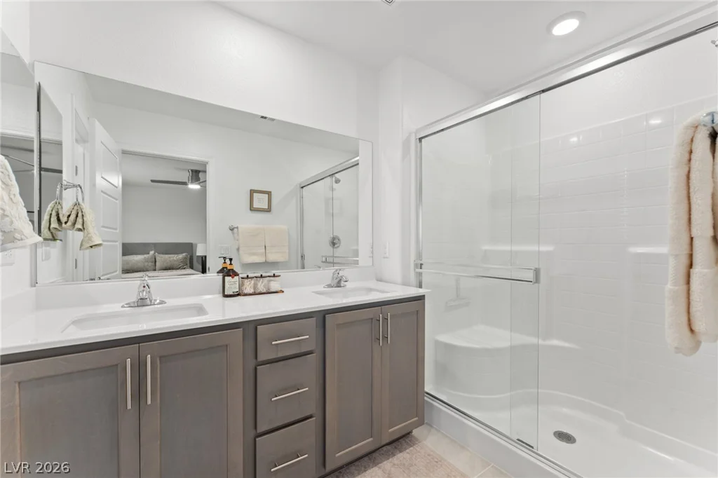 330 Bay Village, Henderson, NV 89011