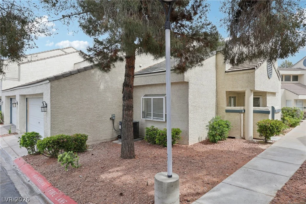 8913 Antioch, Las Vegas, NV 89117