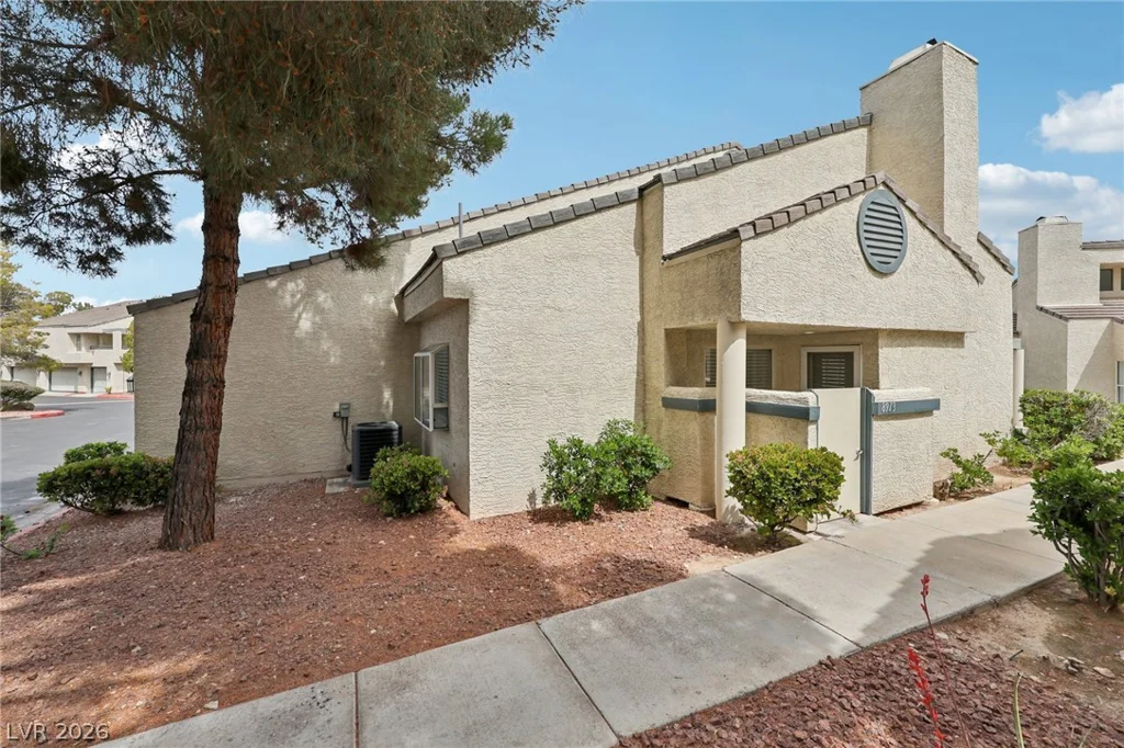 8913 Antioch, Las Vegas, NV 89117