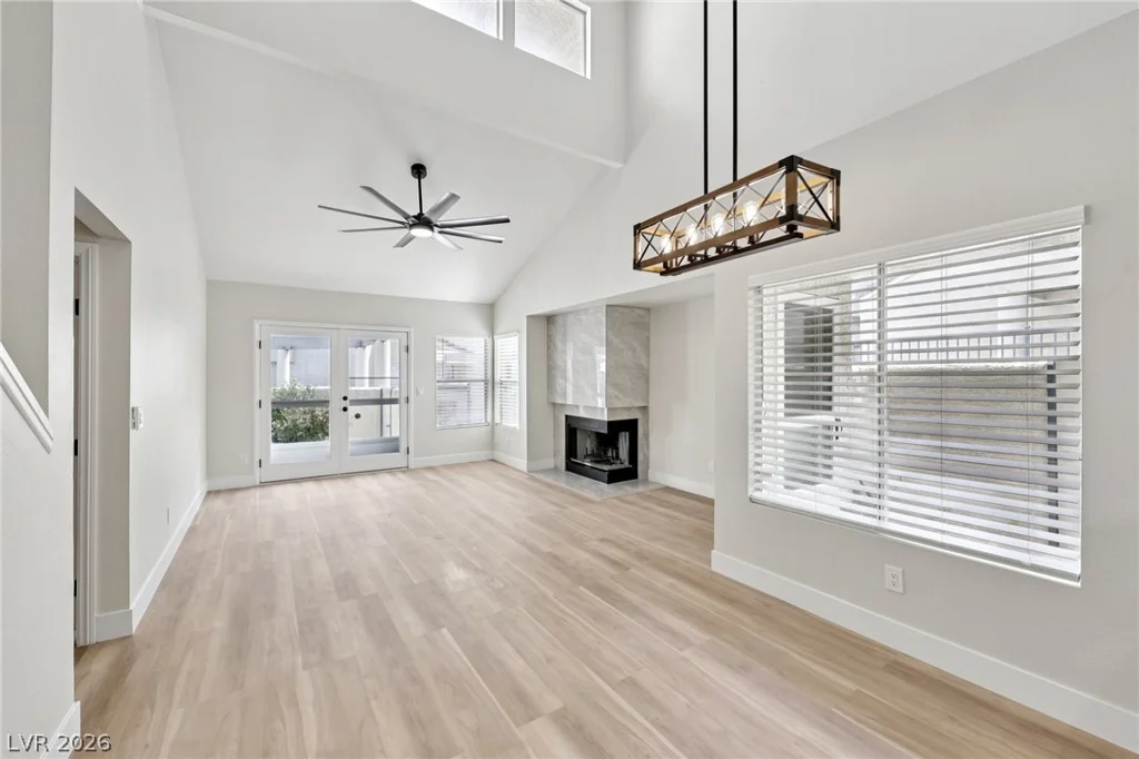 8913 Antioch, Las Vegas, NV 89117