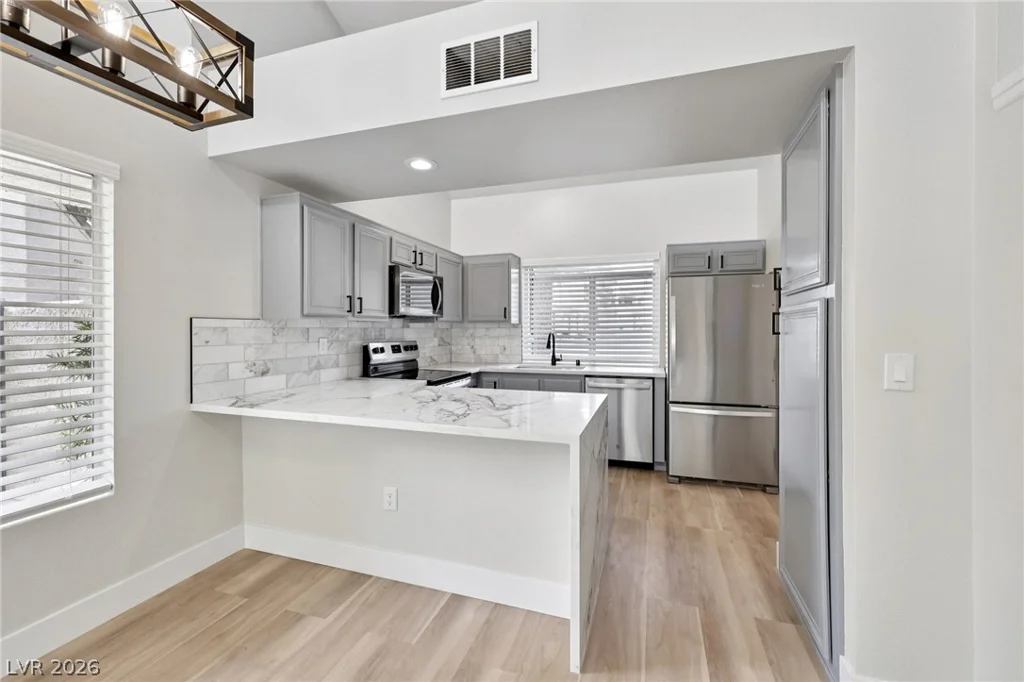 8913 Antioch, Las Vegas, NV 89117