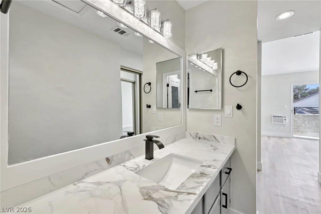 8913 Antioch, Las Vegas, NV 89117