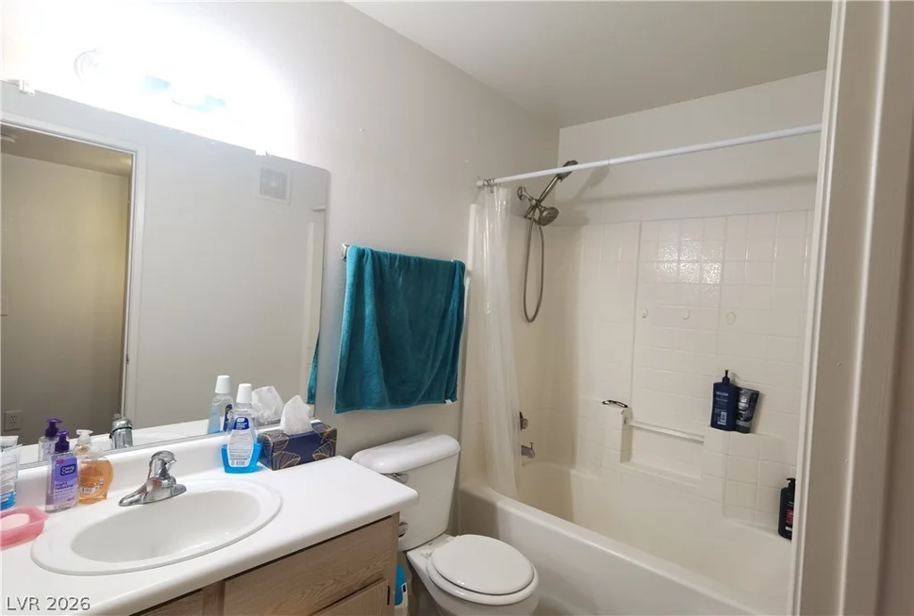 7885 Flamingo, Las Vegas, NV 89147