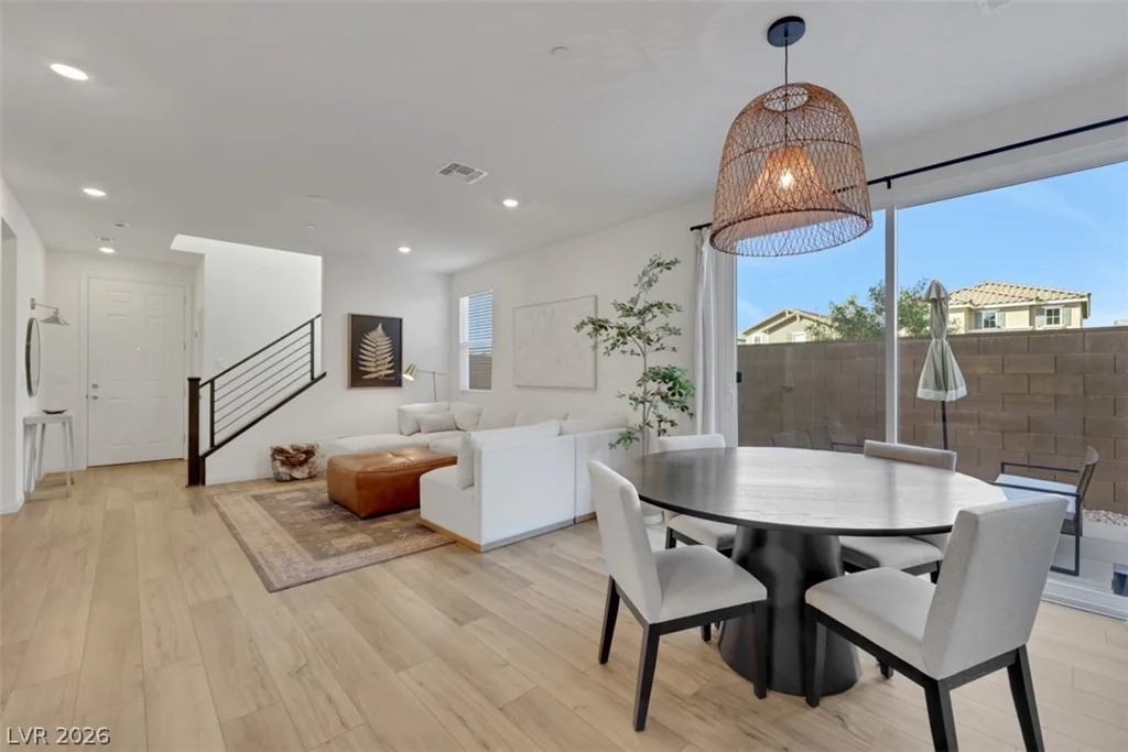 3651 Almada, Henderson, NV 89044