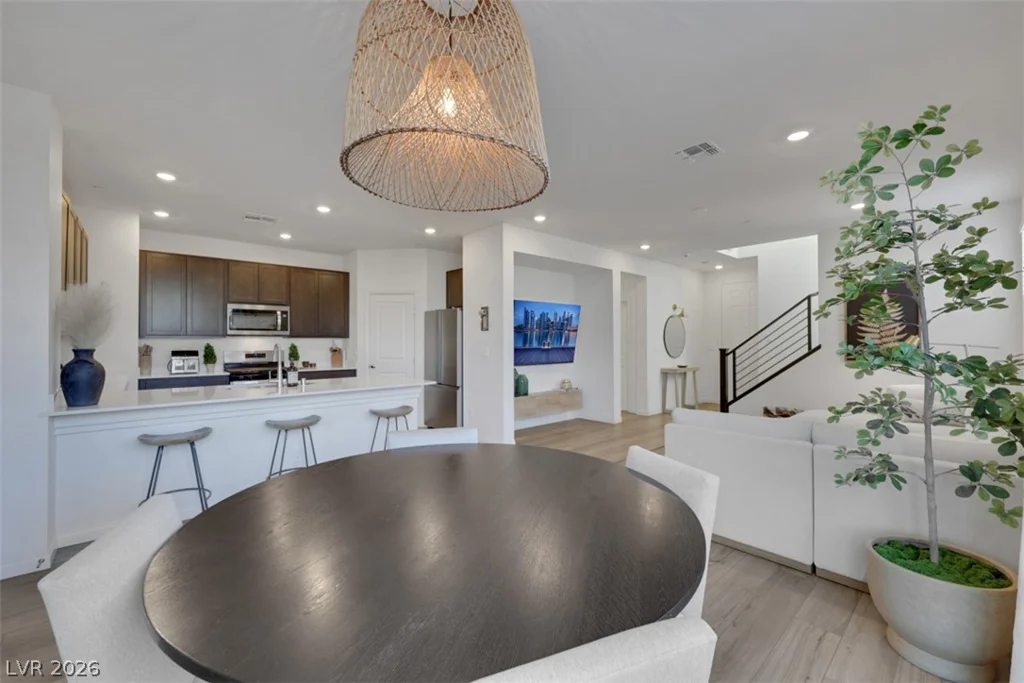 3651 Almada, Henderson, NV 89044