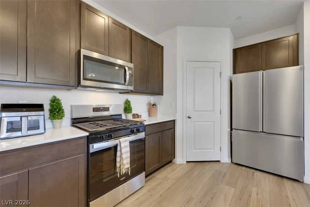 3651 Almada, Henderson, NV 89044