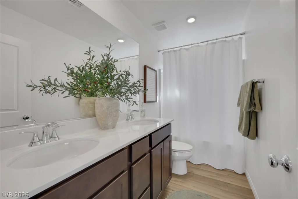 3651 Almada, Henderson, NV 89044