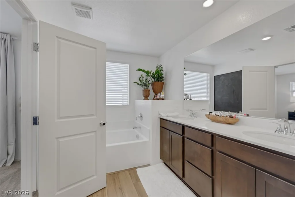 3651 Almada, Henderson, NV 89044