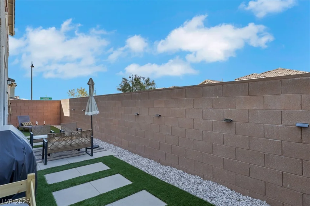 3651 Almada, Henderson, NV 89044