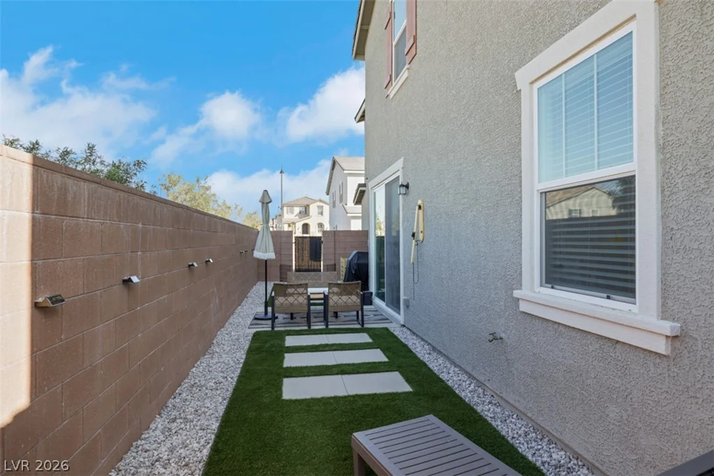 3651 Almada, Henderson, NV 89044