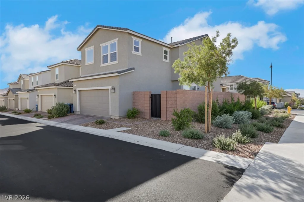 3651 Almada, Henderson, NV 89044