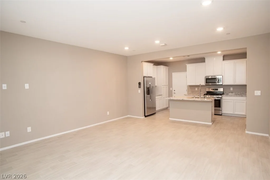 9 Alamere Falls, Las Vegas, NV 89138